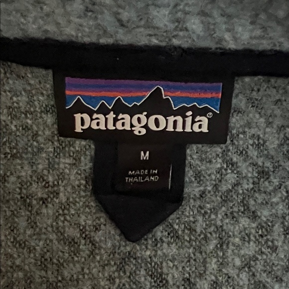 Patagonia Women's Blue 1/4 Zip Pullover - Picture 2 of 3